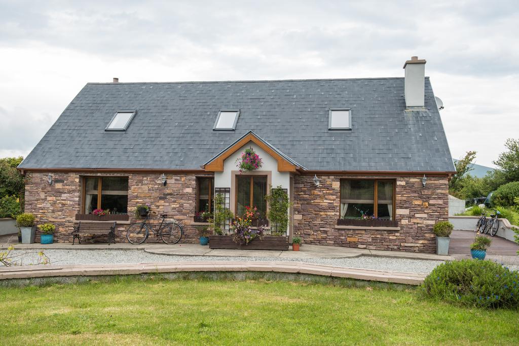 Restmore B&B Annascaul Екстер'єр фото